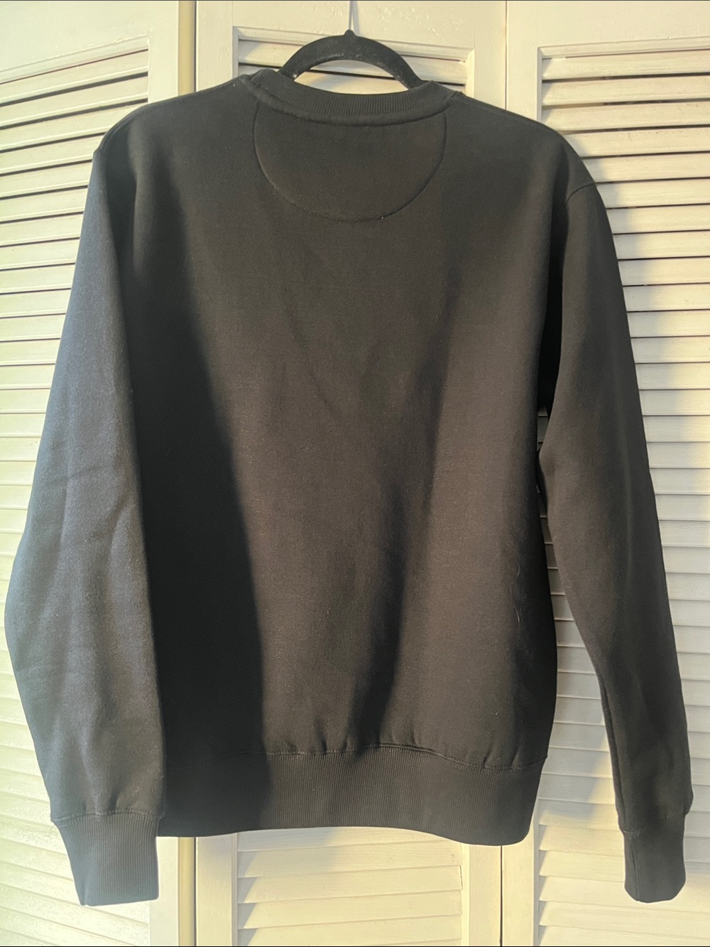 Black ‘The Boys are at Sephora’ Crewneck Sweatshirt BNWOT Size Small Unisex - Picture 2 of 2